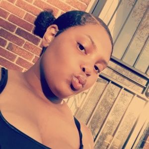 Meet your Posher, Zoey